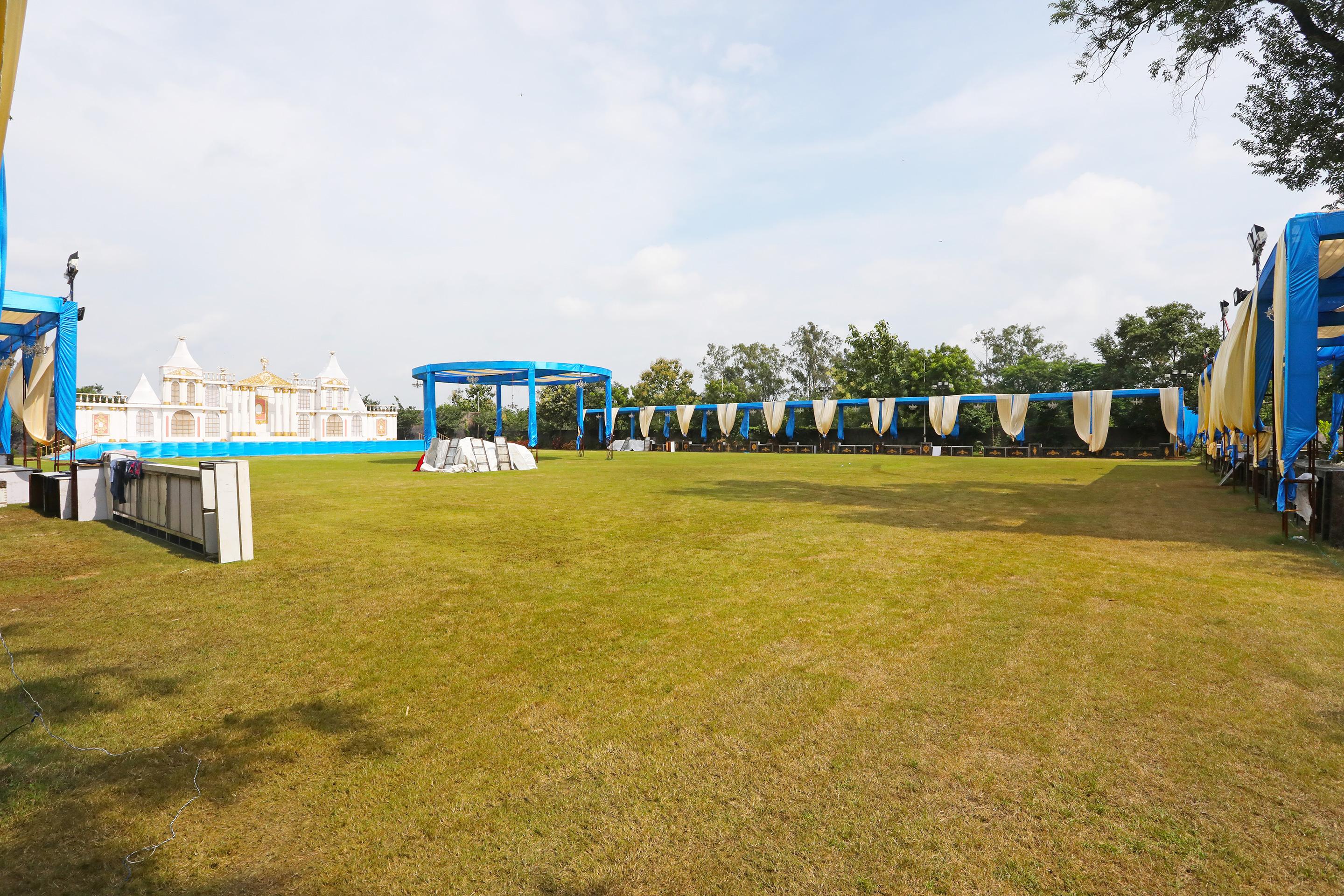 The Grand Neelam Hotel Rāipur Kültér fotó